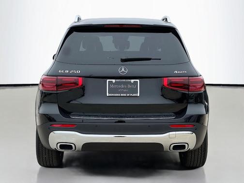 2025 Mercedes-Benz GLB 250 Base 4MATIC