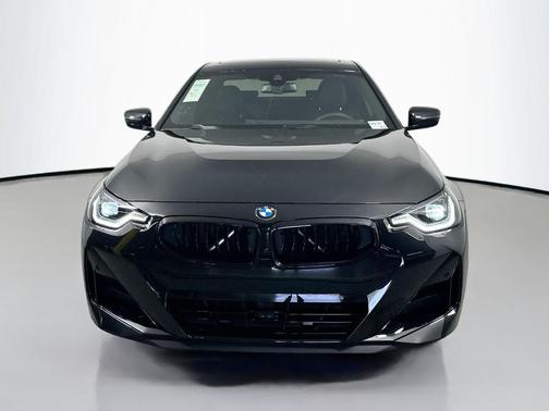 2025 BMW 230 i