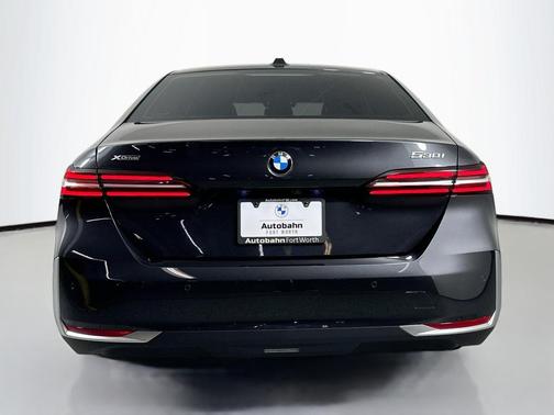 2026 BMW 530 i xDrive