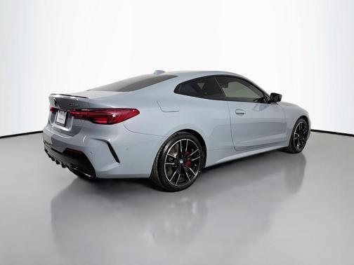 2026 BMW M440 i xDrive