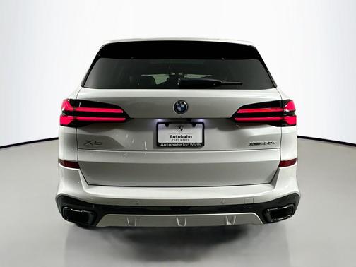 2026 BMW X5 PHEV xDrive50e