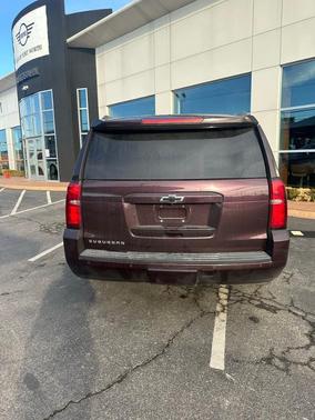 2017 Chevrolet Suburban LT