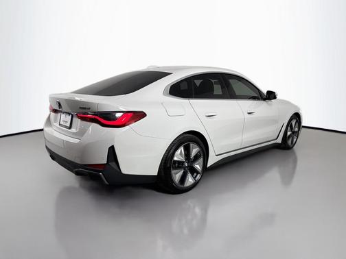 Alpine White 2026 BMW i4 Gran Coupe xDrive40