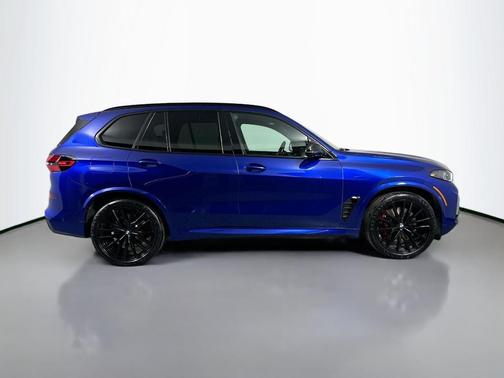 2024 BMW X5 M60i