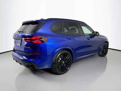 2024 BMW X5 M60i