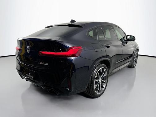 2023 BMW X4 M40i
