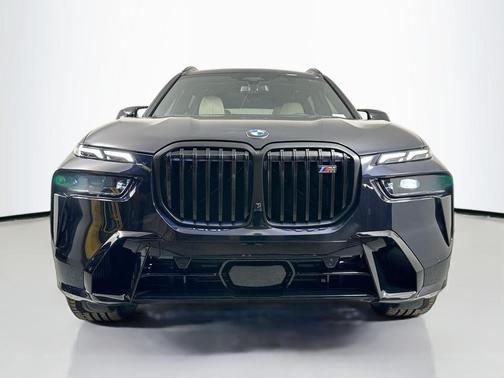 2026 BMW X7 M60i