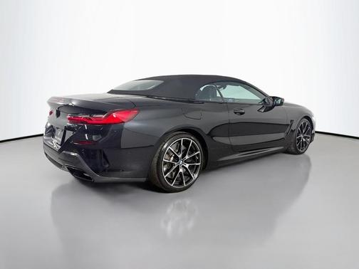 2025 BMW M850 i xDrive