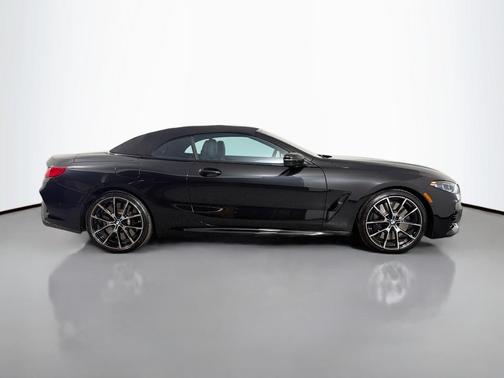 2025 BMW M850 i xDrive
