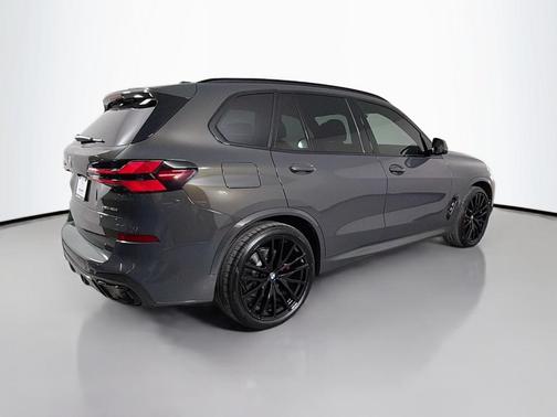 Gray Metallic 2026 BMW X5 xDrive40i