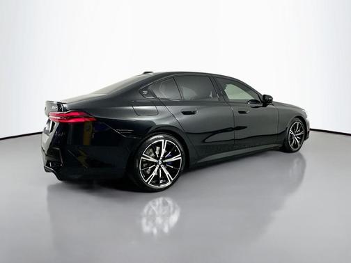 2026 BMW 530 i xDrive