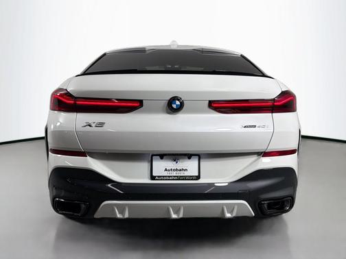 2026 BMW X6 xDrive40i