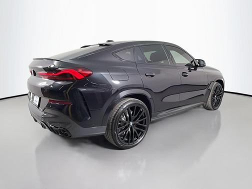 Black Sapphire Metallic 2026 BMW X6 M60i