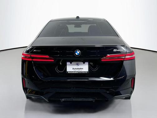 2026 BMW 540 i xDrive