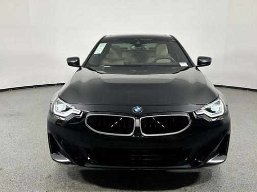 2025 BMW 230 i