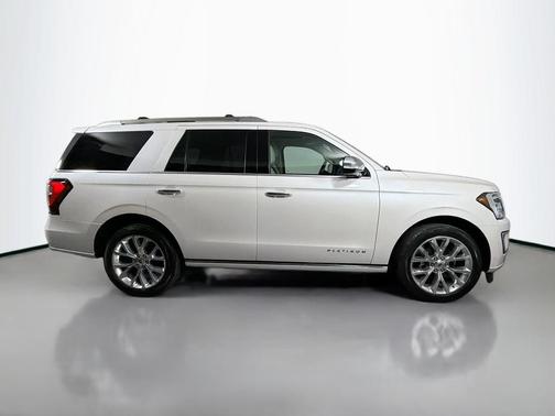 White Platinum Tri-Coat Metallic 2019 Ford Expedition Platinum