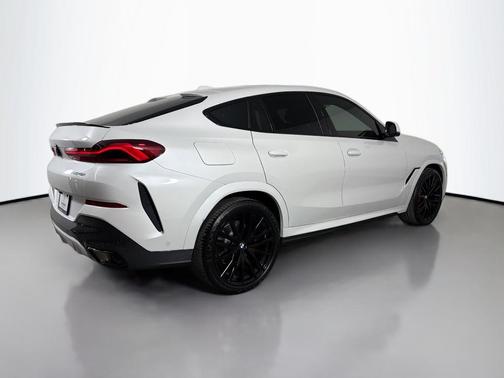 2026 BMW X6 xDrive40i