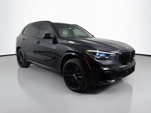 Black Sapphire Metallic 2021 BMW X5 M50i