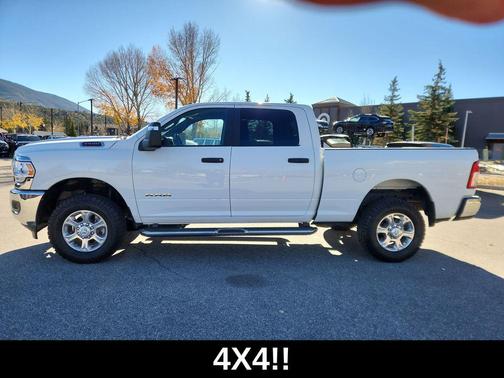 2024 RAM 2500 Big Horn Crew Cab 4x4 6'4' Box