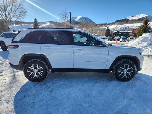 2025 Jeep Grand Cherokee Limited X