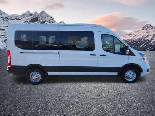 2024 Ford Transit-350 XLT