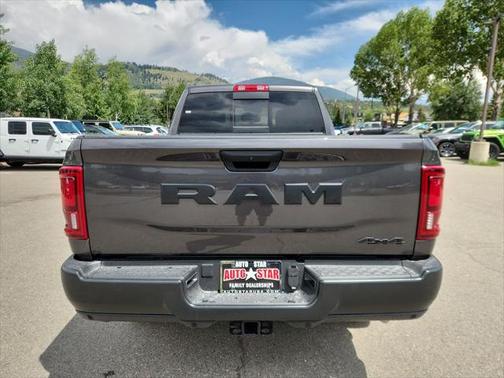2025 RAM 2500 Tradesman Crew Cab 4x4 6'4' Box