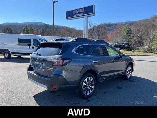 2024 Subaru Outback Touring XT