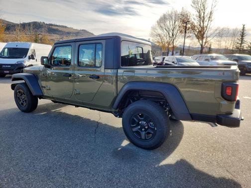 2025 Jeep Gladiator Sport
