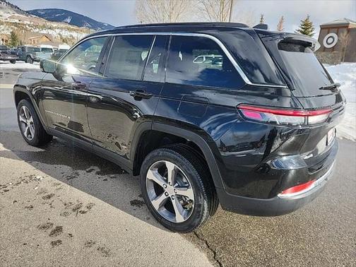 2025 Jeep Grand Cherokee Limited X