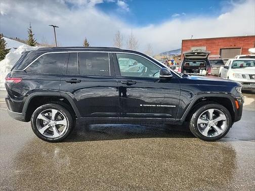 2025 Jeep Grand Cherokee Limited X