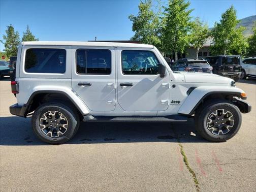 2025 Jeep Wrangler 4-Door Sahara 4x4