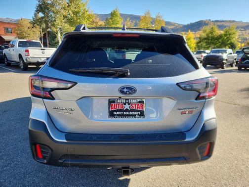 2022 Subaru Outback Premium