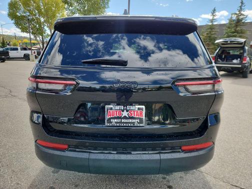 2025 Jeep Grand Cherokee L Altitude