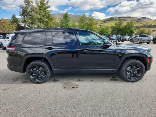 2025 Jeep Grand Cherokee L Altitude