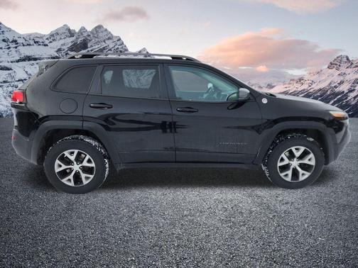 2018 Jeep Cherokee Trailhawk