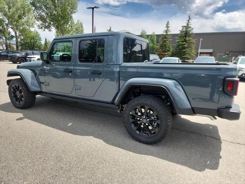 2025 Jeep Gladiator Nighthawk