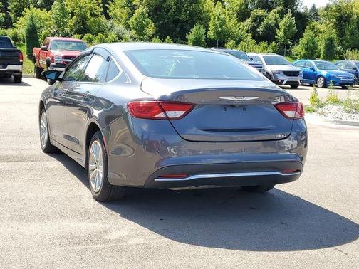 2016 Chrysler 200 Limited
