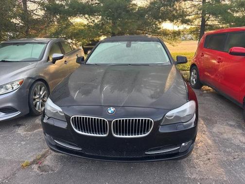2011 BMW 528 528i