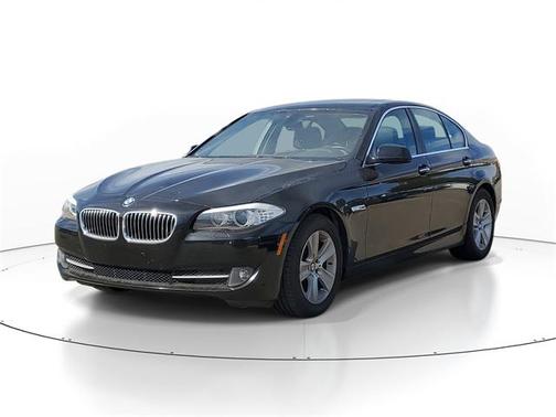 2011 BMW 528 528i