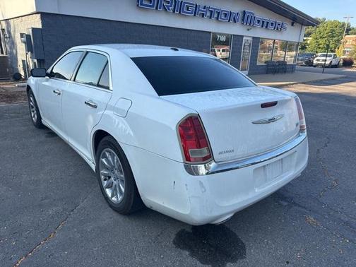 2012 Chrysler 300 Limited