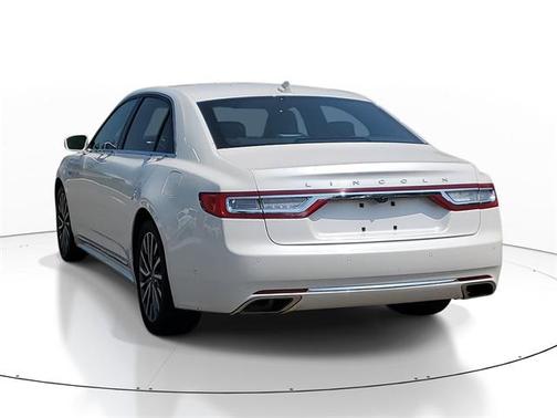 2018 Lincoln Continental Select