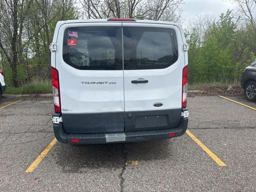 2017 Ford Transit-250 Base