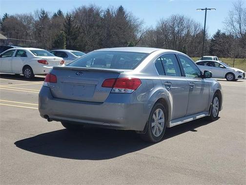 2010 Subaru Legacy Premium