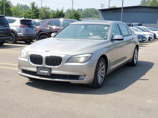 2011 BMW 750 Li xDrive