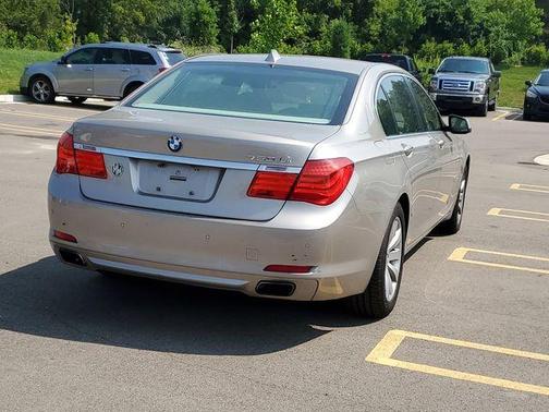 2011 BMW 750 Li xDrive