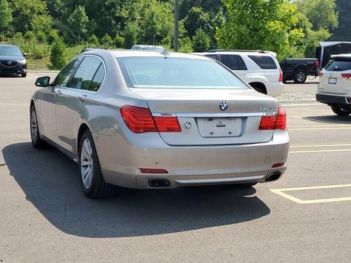 2011 BMW 750 Li xDrive