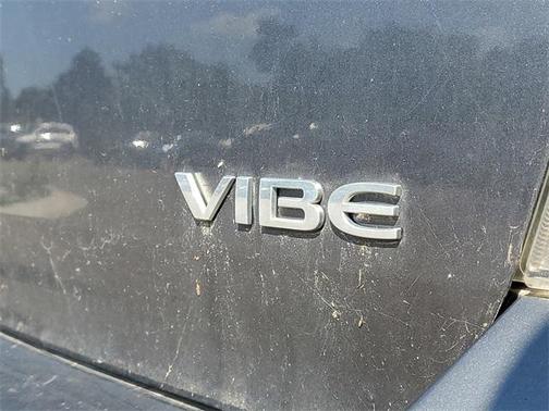 2010 Pontiac Vibe Base
