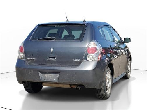 2010 Pontiac Vibe Base
