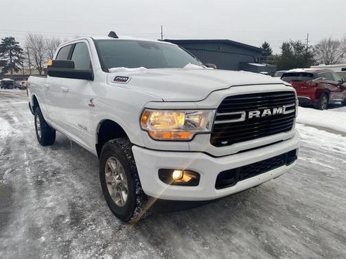 2021 RAM 2500 Big Horn Crew Cab 4x4 6'4' Box