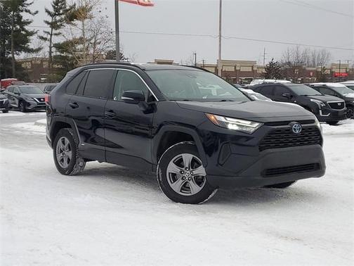 2022 Toyota RAV4 Hybrid XLE